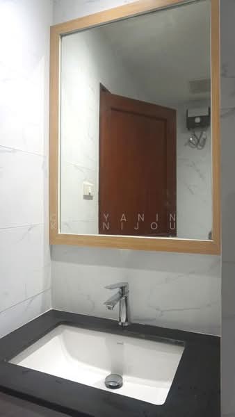 Prasanmitr Condominium, Bangkok, Soi Sukhumvit 23, Khlongtoei Nua, Watthana, Bangkok, 2 Bedrooms, 60 sqm, Condo For Rent, by Chayanin Khanijou, 500424921 - DDproperty.com