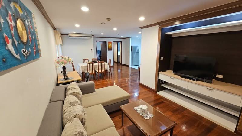 Baan Suanpetch, Bangkok, 18 Soi Sukhumvit 39, Khlong Tan Nua, Watthana, Bangkok, 2 Bedrooms, 136 sqm, Condo For Rent, by Chayanin Khanijou, 500424936 - DDproperty.com