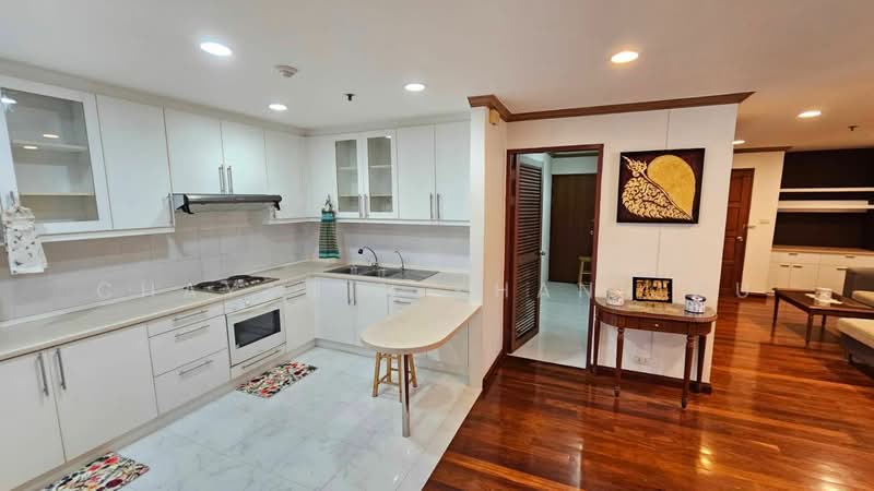 Baan Suanpetch, Bangkok, 18 Soi Sukhumvit 39, Khlong Tan Nua, Watthana, Bangkok, 2 Bedrooms, 136 sqm, Condo For Rent, by Chayanin Khanijou, 500424936 - DDproperty.com