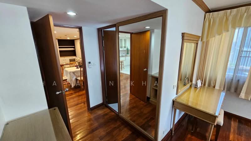 Baan Suanpetch, Bangkok, 18 Soi Sukhumvit 39, Khlong Tan Nua, Watthana, Bangkok, 2 Bedrooms, 136 sqm, Condo For Rent, by Chayanin Khanijou, 500424936 - DDproperty.com