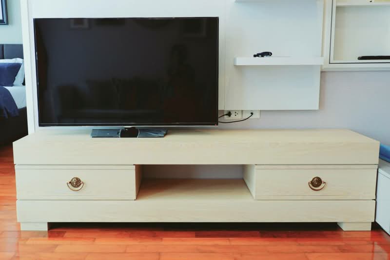 Siri Residence, Bangkok, 21 Soi Sukhumvit 24, Khong Tan, Khlong Toei, Bangkok, 1 Bedroom, 60 sqm, Condo For Rent, by Chirattiya Lakkham, 500424947 - DDproperty.com
