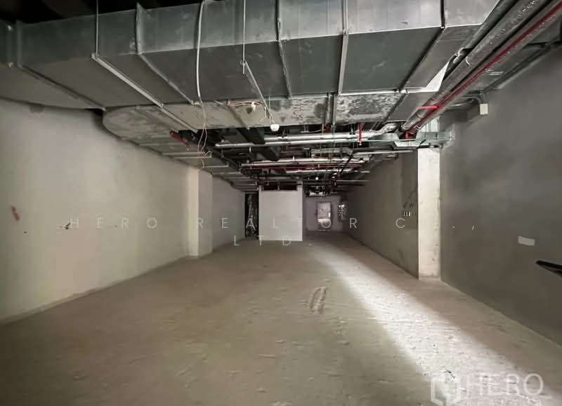 For Rent Retail Space 103 sqm near BTS Sala Daeng and MRT Sam Yan, Bang Rak Bangkok HRE01093, Bangkok, Si Phraya, Bang Rak, Bangkok, , 103 sqm, Business For Rent, by Hero Realtor Co., Ltd., 500424956 - DDproperty.com