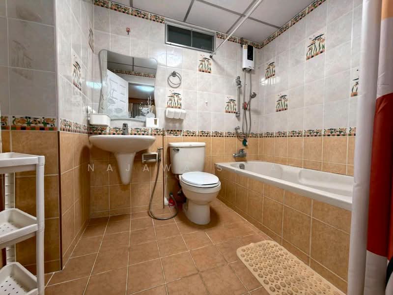 The Parkland Bangna, Bangkok, Soi Bangna-Trat 37 Bangna-Trat Road, Bang Na, Bangkok, 2 Bedrooms, 87 sqm, Condo For Rent, by Najawa Salae, 500424970 - DDproperty.com