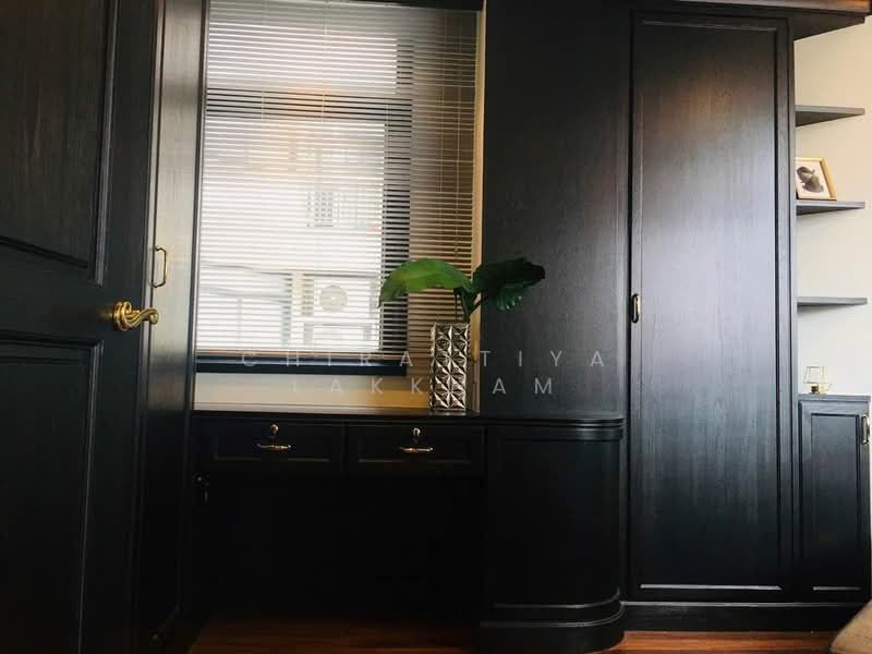 Green Point Silom, Bangkok, 29 Soi Anumanratthanon, Suriyawong, Bang Rak, Bangkok, 2 Bedrooms, 63 sqm, Condo For Rent, by Chirattiya Lakkham, 500424987 - DDproperty.com