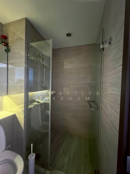 Whizdom Essence, Bangkok, 5 Piyabutr 1 Alley, Bang Chak, Phra Khanong, Bangkok, 1 Bedroom, 34 sqm, Condo For Rent, by Chirattiya Lakkham, 500425005 - DDproperty.com