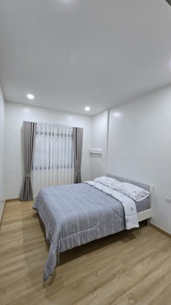 เมืองภูเก็ต, Phuket, Ratsada, Muang Phuket, Phuket, 4 Bedrooms, 200 sqm, Single Detached House For Rent, by Diss, 500425012 - DDproperty.com