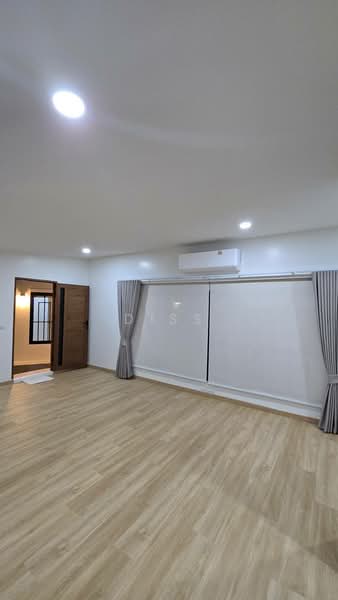 เมืองภูเก็ต, Phuket, Ratsada, Muang Phuket, Phuket, 4 Bedrooms, 200 sqm, Single Detached House For Rent, by Diss, 500425012 - DDproperty.com