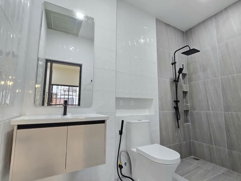 เมืองภูเก็ต, Phuket, Ratsada, Muang Phuket, Phuket, 4 Bedrooms, 200 sqm, Single Detached House For Rent, by Diss, 500425012 - DDproperty.com