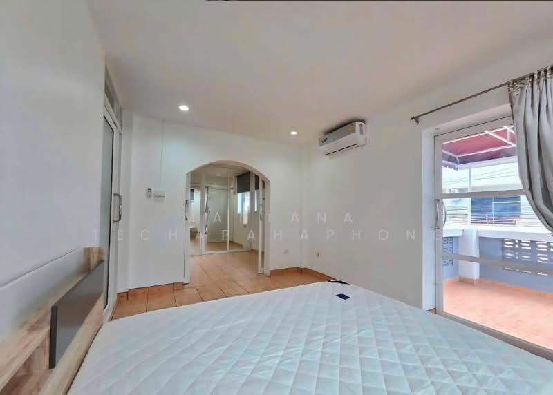 4-BR House, Chon Buri (Pattaya), Nong Pru, Bang Lamung (Pattaya), Chon Buri (Pattaya), 4 Bedrooms, 228 sqm, Single Detached House For Rent, by Mantana Techapahaphong, 500425052 - DDproperty.com