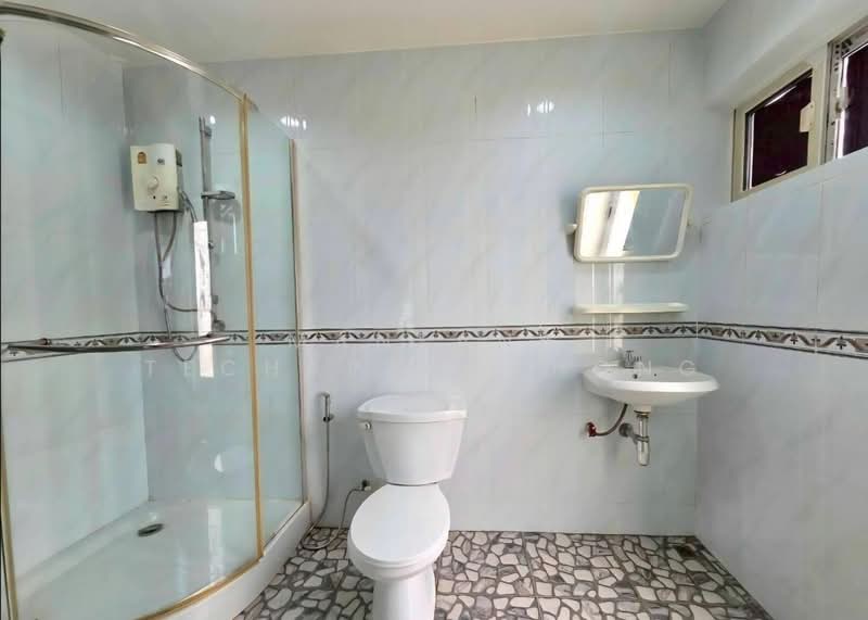 4-BR House, Chon Buri (Pattaya), Nong Pru, Bang Lamung (Pattaya), Chon Buri (Pattaya), 4 Bedrooms, 228 sqm, Single Detached House For Rent, by Mantana Techapahaphong, 500425052 - DDproperty.com