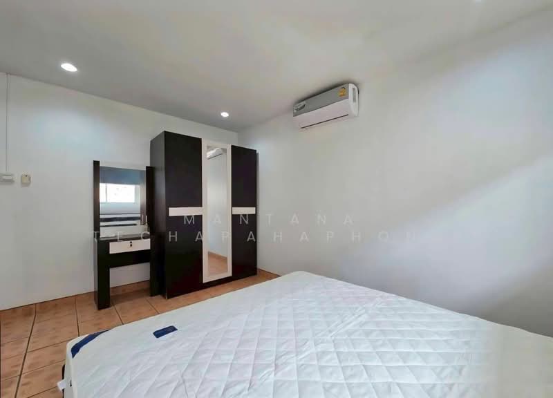 4-BR House, Chon Buri (Pattaya), Nong Pru, Bang Lamung (Pattaya), Chon Buri (Pattaya), 4 Bedrooms, 228 sqm, Single Detached House For Rent, by Mantana Techapahaphong, 500425052 - DDproperty.com