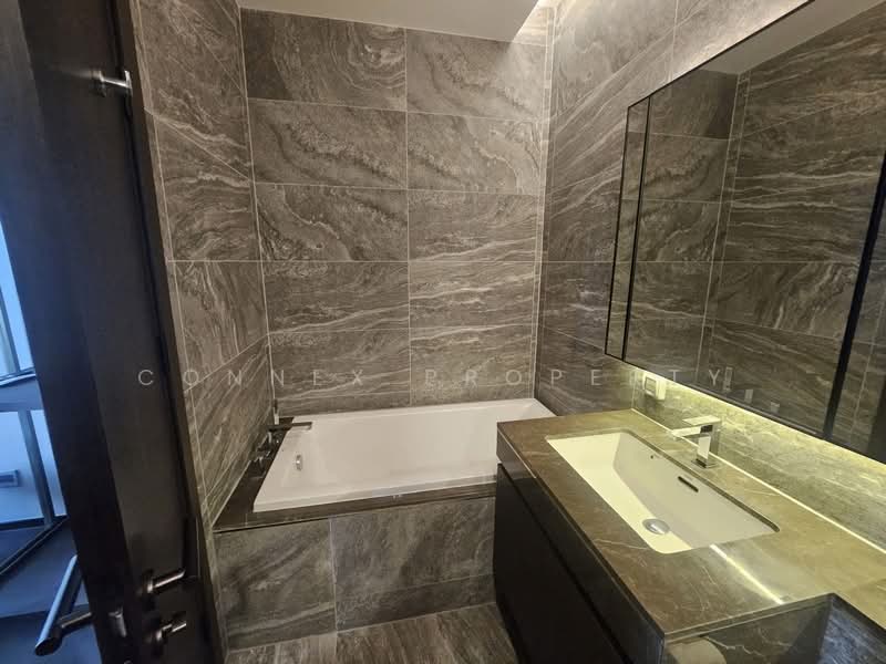 The Esse Sukhumvit 36, Bangkok, Soi Sukhumvit 36, Sukhumvit Road, Phra Kanong, Khlong Toei, Bangkok, 1 Bedroom, 38 sqm, Condo For Rent, by Connex Property, 500425165 - DDproperty.com