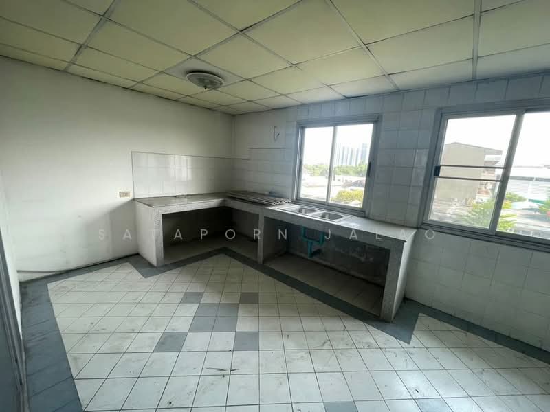 4-BR Townhouse, Bangkok, Praborommaharatchawang, Phra Nakhon, Bangkok, 4 Bedrooms, 325 sqm, Townhouse For Sale, by Sataporn Jalao, 500425204 - DDproperty.com