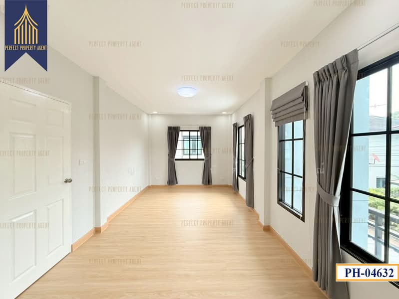 พร้อมพัฒน์ 1, Bangkok, Sam Wa Tawan Tok, Khlong Sam Wa, Bangkok, 4 Bedrooms, 140 sqm, Single Detached House For Sale, by ปภัชญา ธนัตถ์ภรณ์, 500425219 - DDproperty.com