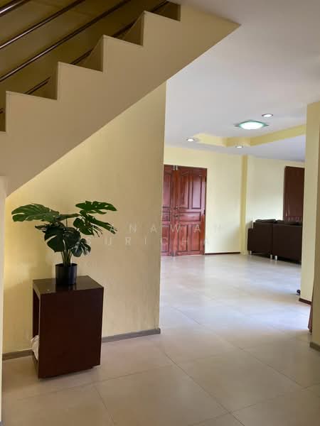 undefined, Chon Buri (Pattaya), Nong Pru, Bang Lamung (Pattaya), Chon Buri (Pattaya), 3 Bedrooms, 220 sqm, Villa For Rent, by Tanawan Surichai, 500425244 - DDproperty.com