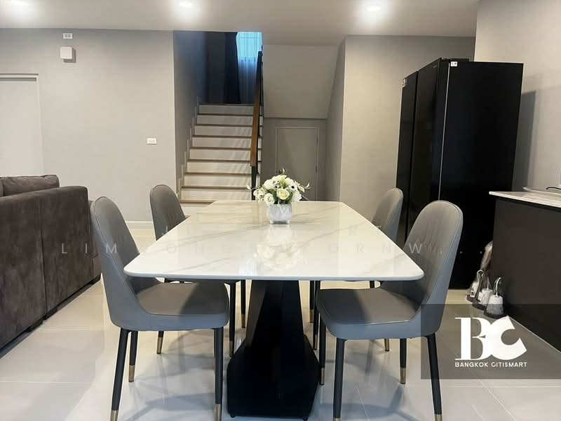 Centro Bangna Km.7, Samut Prakan, Buanakarin Road, Bang Kaeo, Bang Plee, Samut Prakan, 4 Bedrooms, 280 sqm, Single Detached House For Rent, by Juthamart Limwongsakornwanit (Ying), 500425254 - DDproperty.com