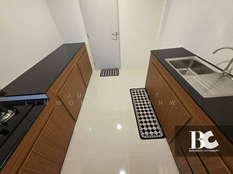 Centro Bangna Km.7, Samut Prakan, Buanakarin Road, Bang Kaeo, Bang Plee, Samut Prakan, 4 Bedrooms, 280 sqm, Single Detached House For Rent, by Juthamart Limwongsakornwanit (Ying), 500425254 - DDproperty.com