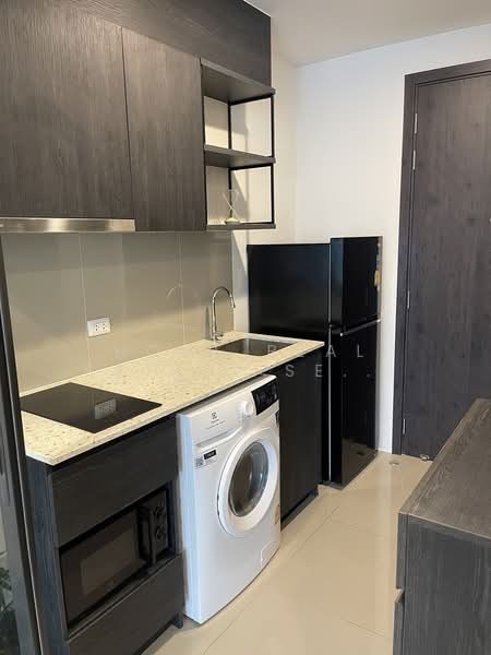 XT Huaikhwang, Bangkok, 244 Ratchadaphisek Road, Huai Khwang, Bangkok, 1 Bedroom, 30 sqm, Condo For Sale, by HOME Real Estate Service, 500425285 - DDproperty.com
