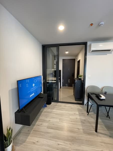 XT Huaikhwang, Bangkok, 244 Ratchadaphisek Road, Huai Khwang, Bangkok, 1 Bedroom, 30 sqm, Condo For Sale, by HOME Real Estate Service, 500425285 - DDproperty.com