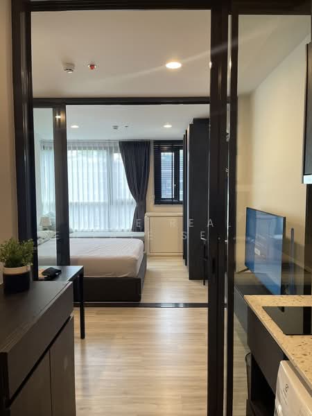 XT Huaikhwang, Bangkok, 244 Ratchadaphisek Road, Huai Khwang, Bangkok, 1 Bedroom, 30 sqm, Condo For Sale, by HOME Real Estate Service, 500425285 - DDproperty.com