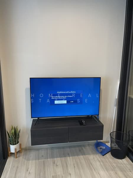 XT Huaikhwang, Bangkok, 244 Ratchadaphisek Road, Huai Khwang, Bangkok, 1 Bedroom, 30 sqm, Condo For Sale, by HOME Real Estate Service, 500425285 - DDproperty.com