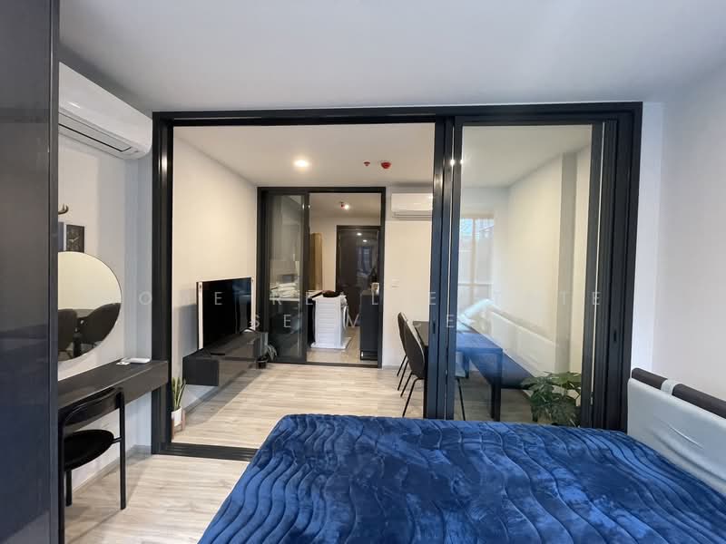 XT Huaikhwang, Bangkok, 244 Ratchadaphisek Road, Huai Khwang, Bangkok, 1 Bedroom, 30 sqm, Condo For Sale, by HOME Real Estate Service, 500425285 - DDproperty.com