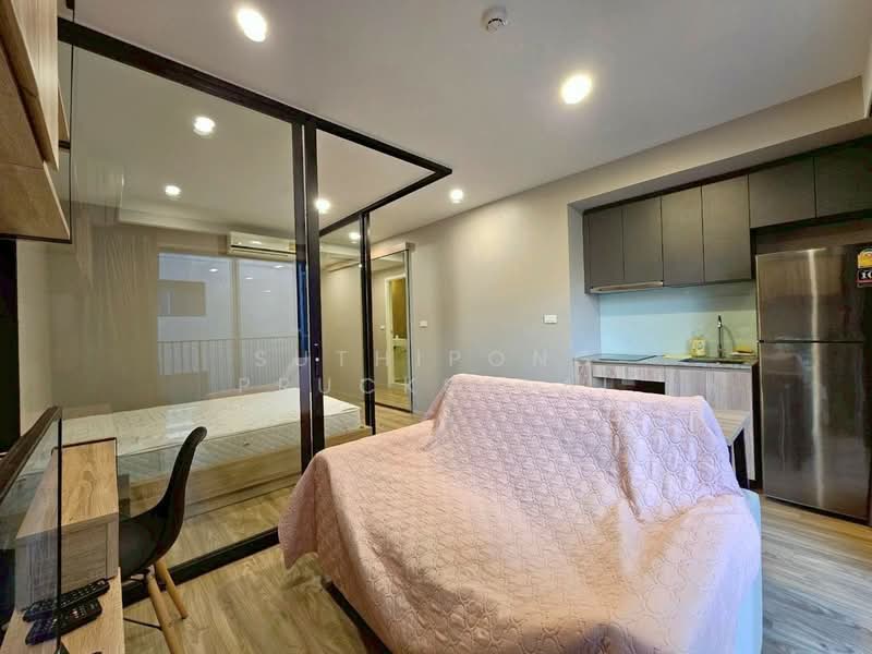 Blossom Condo @ Sathorn-Charoenrat, Bangkok, Charoen Rat Road, Thung Wat Don, Sathon, Bangkok, 1 Bedroom, 30 sqm, Condo For Rent, by Suthipong Prucksalai, 500425330 - DDproperty.com