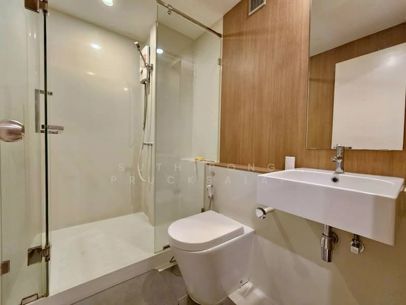 Blossom Condo @ Sathorn-Charoenrat, Bangkok, Charoen Rat Road, Thung Wat Don, Sathon, Bangkok, 1 Bedroom, 30 sqm, Condo For Rent, by Suthipong Prucksalai, 500425330 - DDproperty.com