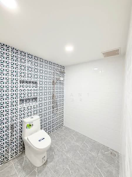 undefined, Chon Buri (Pattaya), Nong Pru, Bang Lamung (Pattaya), Chon Buri (Pattaya), 2 Bedrooms, 93 sqm, Townhouse For Sale, by Vikrant Kokar, 500425333 - DDproperty.com