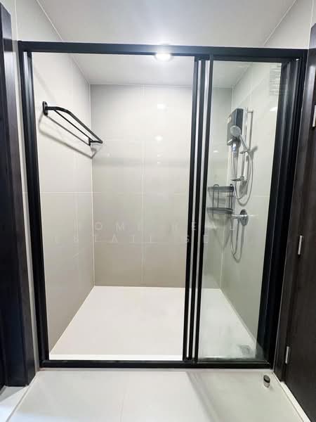 XT Huaikhwang, Bangkok, 244 Ratchadaphisek Road, Huai Khwang, Bangkok, 1 Bedroom, 35 sqm, Condo For Rent, by HOME Real Estate Service, 500425348 - DDproperty.com