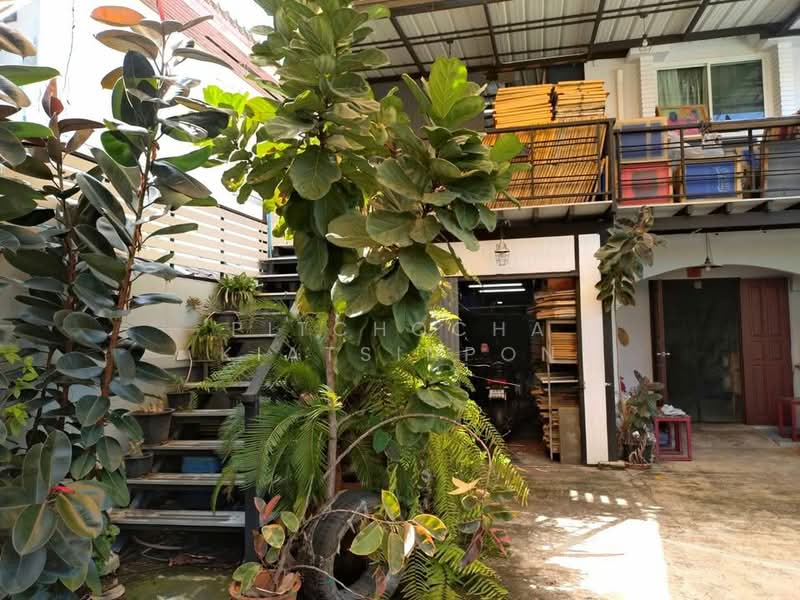 undefined, Bangkok, Lat Phrao, Bangkok, 2 Bedrooms, 120 sqm, Townhouse For Sale, by Pitchocha Kiatsinpon, 500425354 - DDproperty.com