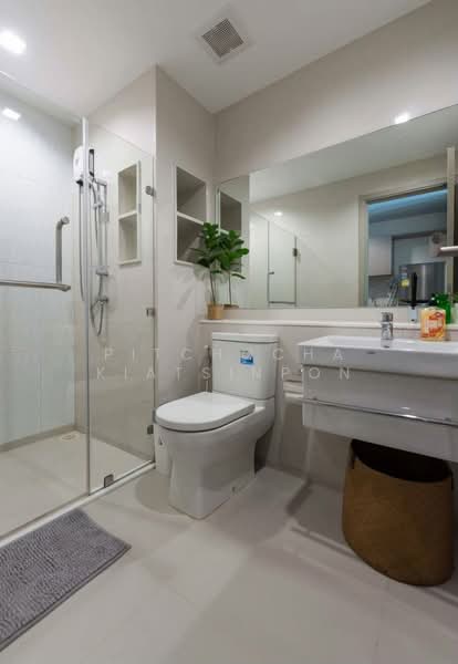 Life Ladprao, Bangkok, 992 Ladprao Road, Jom Phon, Chatuchak, Bangkok, 1 Bedroom, 30 sqm, Condo For Rent, by Pitchocha Kiatsinpon, 500425376 - DDproperty.com