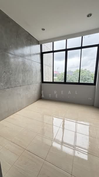 The Season Phetkasem 69, Bangkok, 79 Road along Khlong Phasi Charoen, southern side, Nong Kham, Nong Khaem, Bangkok, 3 Bedrooms, 150 sqm, Semi-Detached House (Twin House) For Sale, by HOME Real Estate Service, 500425381 - DDproperty.com