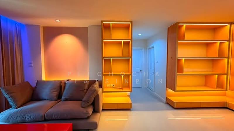 Lumpini Place Rama 9-Ratchada, Bangkok, Rama 9 Road, Huai Khwang, Bangkok, 2 Bedrooms, 70 sqm, Condo For Rent, by Pitchocha Kiatsinpon, 500425400 - DDproperty.com