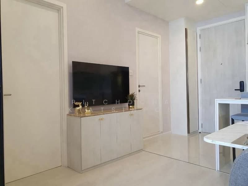 Mazarine Ratchayothin, Bangkok, Soi Phahonyothin 30, Phahonyothin Road, Chan Kasem, Chatuchak, Bangkok, 1 Bedroom, 41 sqm, Condo For Rent, by Pitchocha Kiatsinpon, 500425433 - DDproperty.com