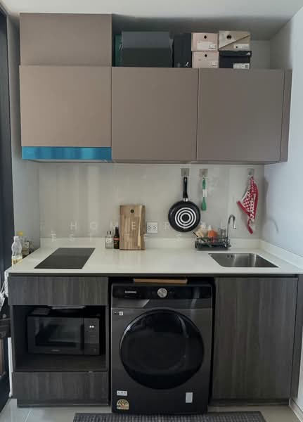 Life Phahon-Ladprao, Bangkok, 996 Phahonyothin Road, Jom Phon, Chatuchak, Bangkok, 1 Bedroom, 35 sqm, Condo For Rent, by HOME Real Estate Service, 500425455 - DDproperty.com