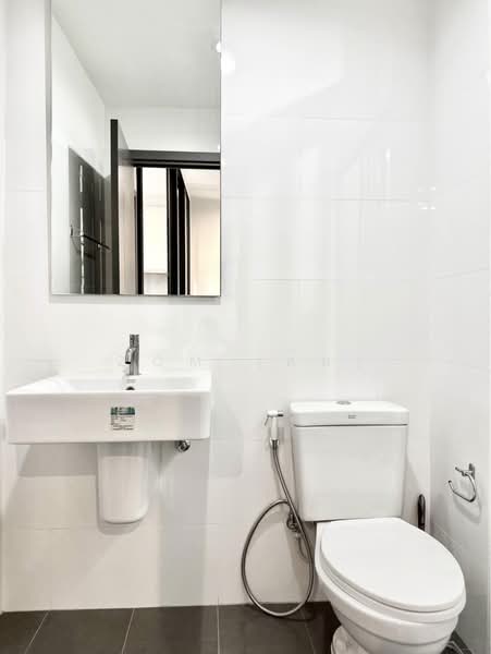 The Base Park West Sukhumvit 77, Bangkok, 11 Soi Sukhumvit 77 Sukhumvit Road, Phra Kanong Nua, Watthana, Bangkok, 1 Bedroom, 30 sqm, Condo For Rent, by Zom (ส้ม), 500425527 - DDproperty.com