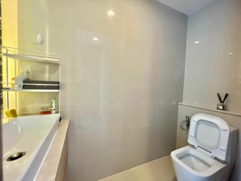 The Riviera Wongamat, Chon Buri (Pattaya), Na Kluea 16 Alley, Na Kloe, Bang Lamung (Pattaya), Chon Buri (Pattaya), 2 Bedrooms, 75 sqm, Condo For Sale, by Boonyanuch Unna, 500425593 - DDproperty.com
