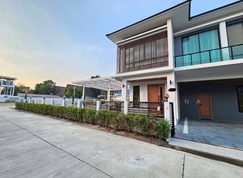 วิลล่า 4-ห้องนอน, ชลบุรี, ห้วยใหญ่, บางละมุง, ชลบุรี, 462 ตร.ม., วิลล่า ขาย, โดย Boonyanuch Unna, 500425596 - DDproperty.com