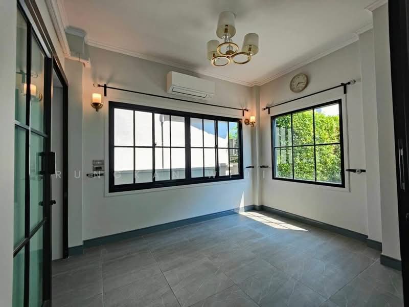 The Centro Watcharapol, Bangkok, Sukhaphiban 5 Road, O-Ngoen, Sai Mai, Bangkok, 3 Bedrooms, 195 sqm, Single Detached House For Sale, by Rungkan Wijitjun, 500425605 - DDproperty.com