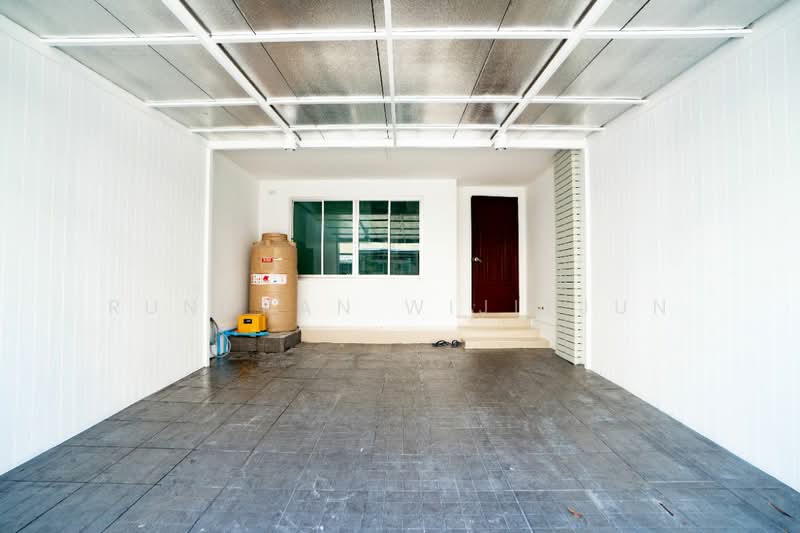 3-BR Townhouse, Bangkok, Thung Khru, Bangkok, 3 Bedrooms, 180 sqm, Townhouse For Sale, by Rungkan Wijitjun, 500425638 - DDproperty.com