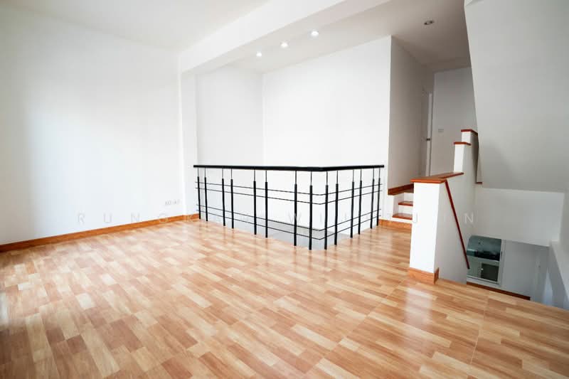 3-BR Townhouse, Bangkok, Thung Khru, Bangkok, 3 Bedrooms, 180 sqm, Townhouse For Sale, by Rungkan Wijitjun, 500425638 - DDproperty.com