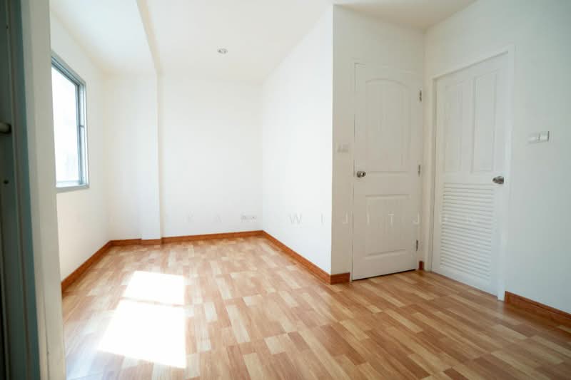 3-BR Townhouse, Bangkok, Thung Khru, Bangkok, 3 Bedrooms, 180 sqm, Townhouse For Sale, by Rungkan Wijitjun, 500425638 - DDproperty.com