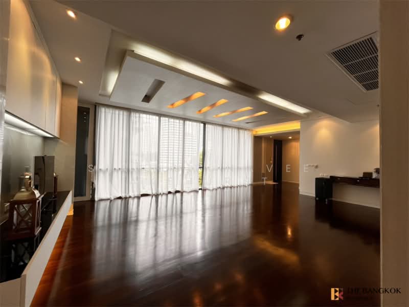 Domus 18, Bangkok, Soi Sukhumvit 18, Khlong Toei, Bangkok, 4 Bedrooms, 310 sqm, Condo For Sale, by Sirirut Havee Akehurst, 500425659 - DDproperty.com