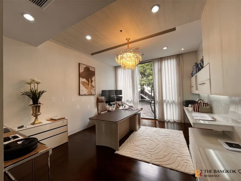 Domus 18, Bangkok, Soi Sukhumvit 18, Khlong Toei, Bangkok, 4 Bedrooms, 310 sqm, Condo For Sale, by Sirirut Havee Akehurst, 500425659 - DDproperty.com