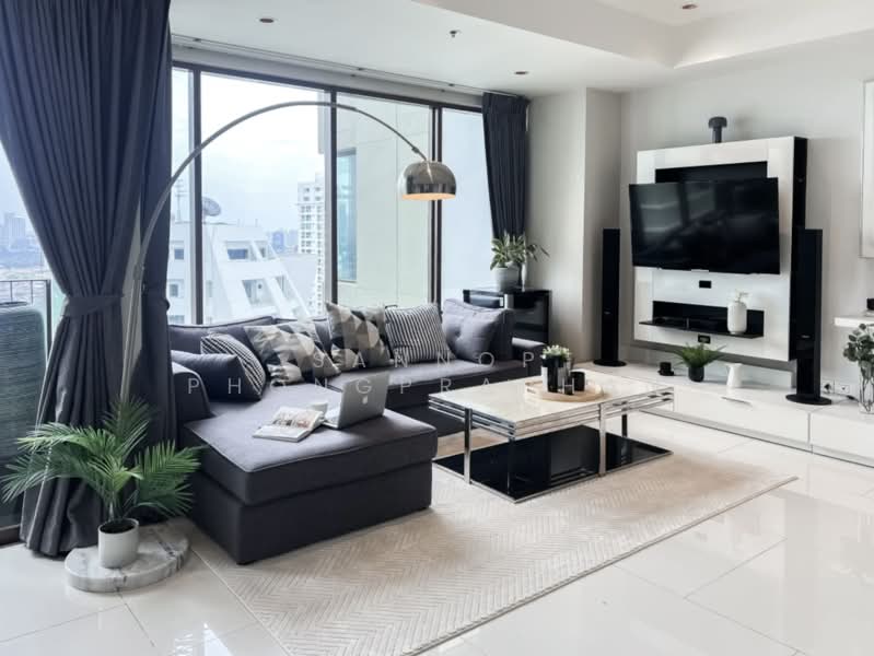 The Emporio Place, Bangkok, 93 Soi Sukhumvit 24, Sukhumvit Road, Khong Tan, Khlong Toei, Bangkok, 2 Bedrooms, 110 sqm, Condo For Rent, by Sannop Phongpraphan, 500425660 - DDproperty.com