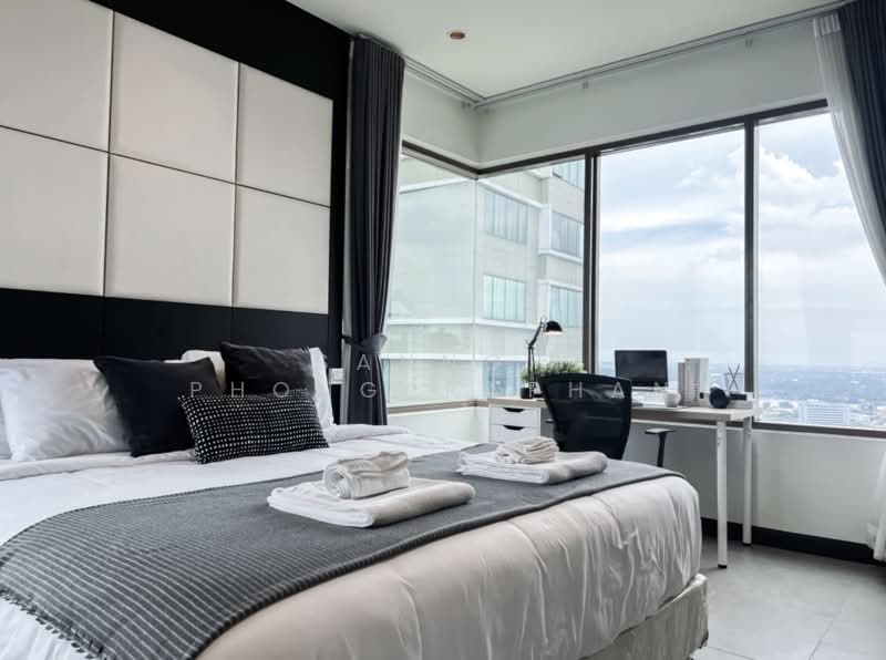 The Emporio Place, Bangkok, 93 Soi Sukhumvit 24, Sukhumvit Road, Khong Tan, Khlong Toei, Bangkok, 2 Bedrooms, 110 sqm, Condo For Rent, by Sannop Phongpraphan, 500425660 - DDproperty.com