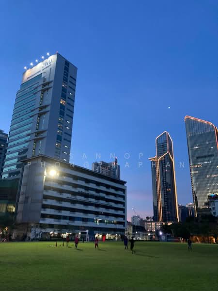 The Esse at Singha Complex : ดิ เอส แอท สิงห์ คอมเพล็กซ์, กรุงเทพ, 1788 ถนนเพชรบุรีตัดใหม่, คลองเตยเหนือ, วัฒนา, กรุงเทพ, 35 ตร.ม., คอนโด ให้เช่า, โดย Sannop Phongpraphan, 500425666 - DDproperty.com