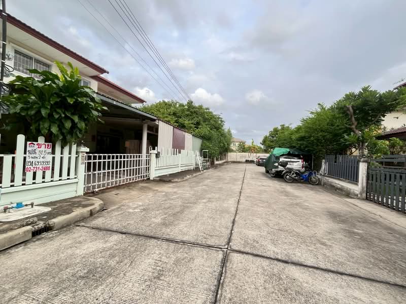 หมู่บ้านคุณาภัทร 3, Nonthaburi, Sai Noi, Nonthaburi, 3 Bedrooms, 250 sqm, Single Detached House For Sale, by ปุณญพร ศรีหะรัญ, 500425696 - DDproperty.com