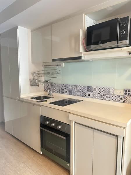 Liv @ 49, Bangkok, 9 Sukhumvit 49 Rd, Khlong Tan Nua, Watthana, Bangkok, 1 Bedroom, 38 sqm, Condo For Rent, by Sannop Phongpraphan, 500425897 - DDproperty.com